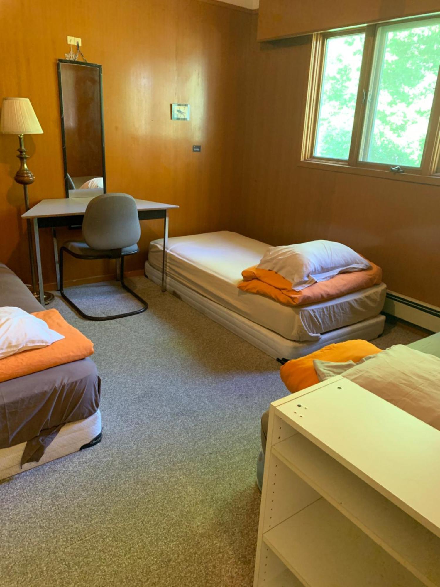 Vancouver Backpacker House - 10 Min Walk To Metrotown Skytrain Station Burnaby Exterior foto